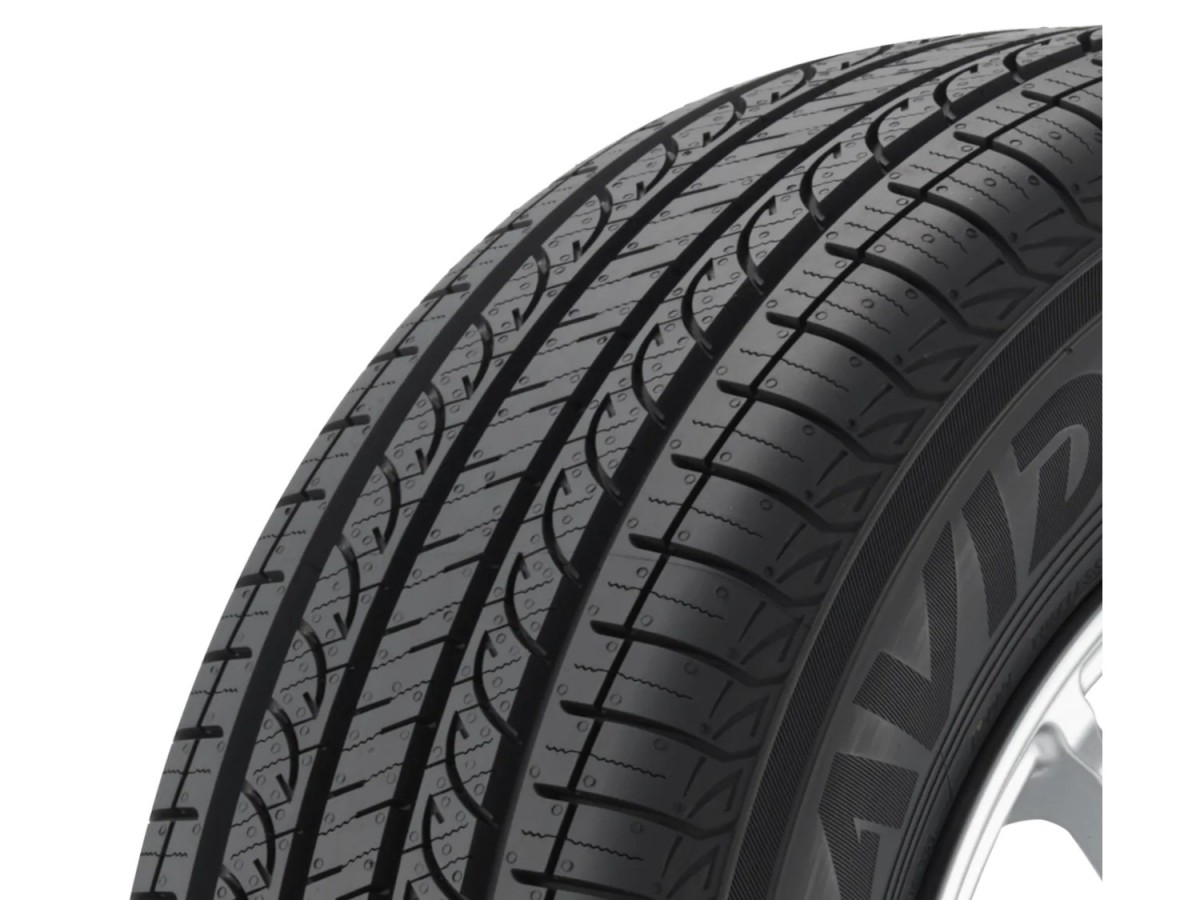 Subaru Yokohama AVID GT BluEarth Tire 225/55R-17 - 255VR7AGT
