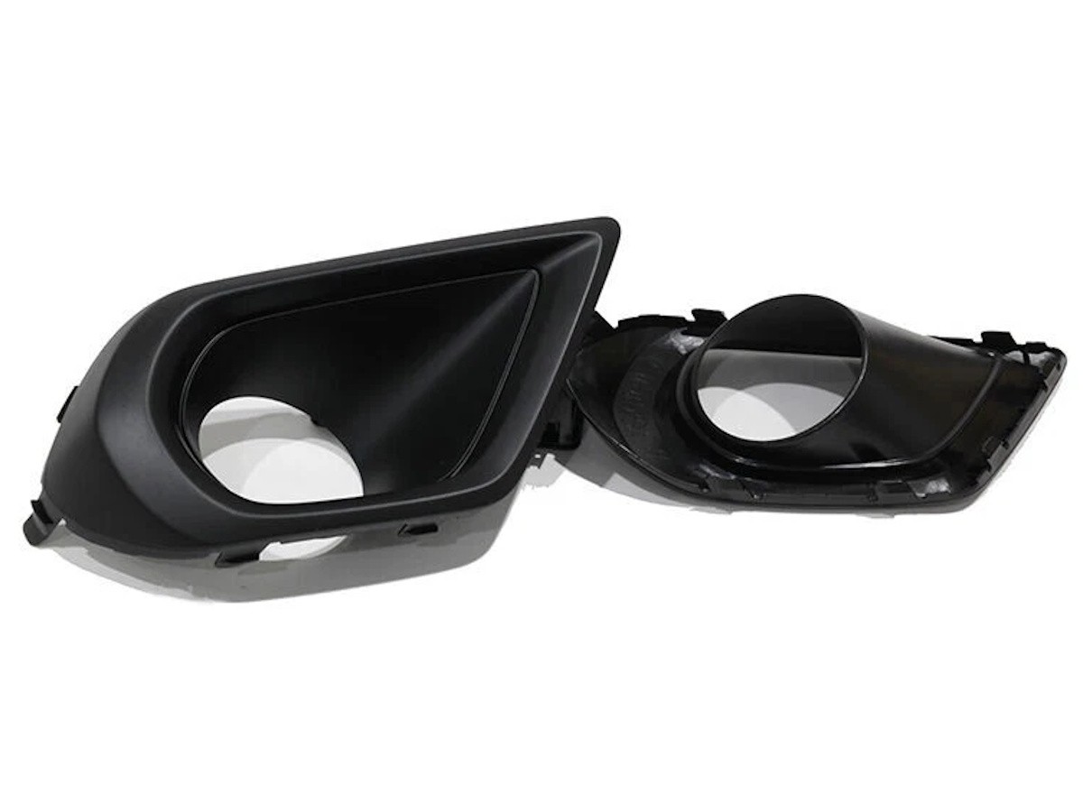 Subaru Fog Lamps Kit Of Two For Non Turbo Models With Black